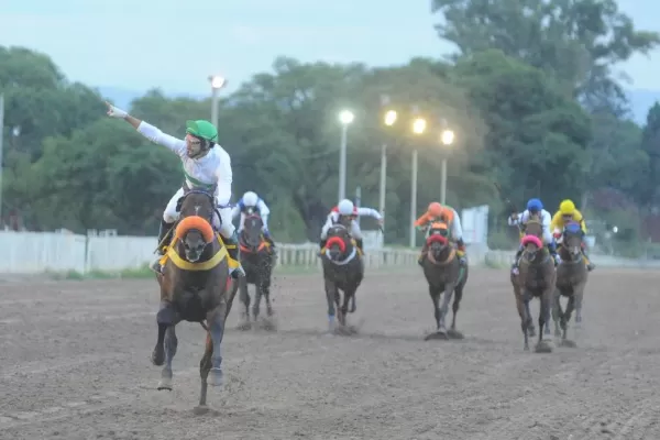 Turf: la aplanadora está de regreso