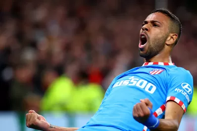 Atlético de Madrid se hizo fuerte en Inglaterra y eliminó al Manchester de Cristiano