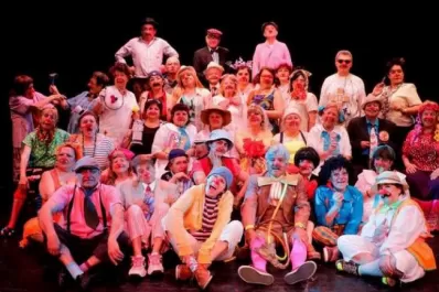 El taller de teatro de adultos mayores ya está reclutando a futuros artistas