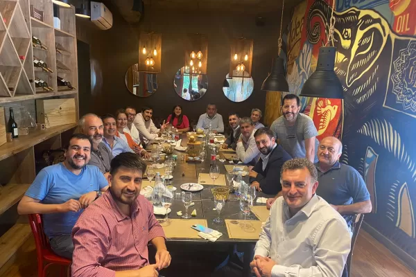 Interna radical: Sebastián Salazar y Raúl Albarracín se perfilan como candidatos