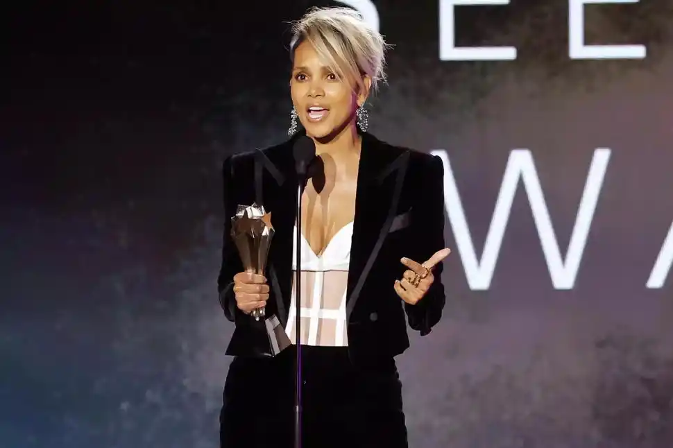 BILLIE EILISH. Bafta a Mejor canción con “No time to die”.