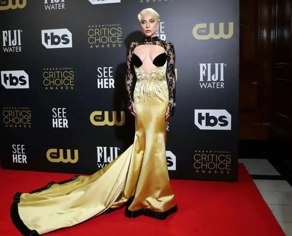 MEJOR DIRECTORA NOVEL. Maggie Gyllenhaal ganó un DGA por “La hija oscura”(Netflix), con Olivia Colman y Dakota Johnson. 