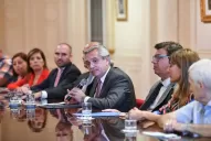 Fernández: “Ratificamos una vez más que no queremos que los ingresos caigan”