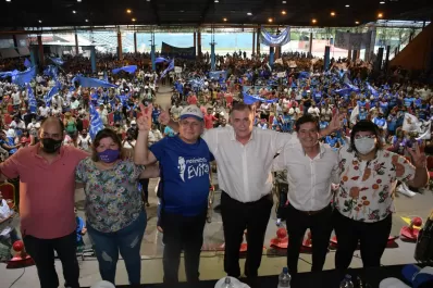 Jaldo entregó máquinas y herramientas para mejorar los barrios y ayudar a los vecinos