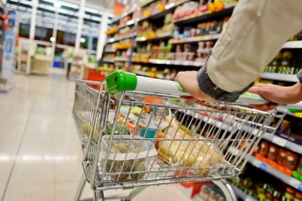 Con una inflación alta, el foco está en la pobreza