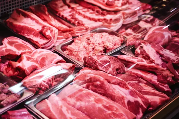 El Gobierno suspendería las exportaciones de carne si no se respetan los acuerdos de precios