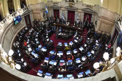 Con apoyo de la oposición, el acuerdo con el FMI se convertirá en ley