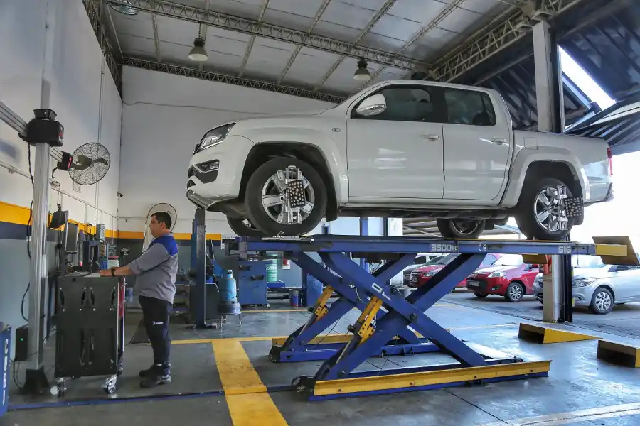 JDG neumáticos te brinda calidad, durabilidad y confort en cada uno de sus productos y servicios.