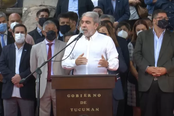 Aníbal Fernández: Son muchas las cosas por hacer, pero esto no es para cagones