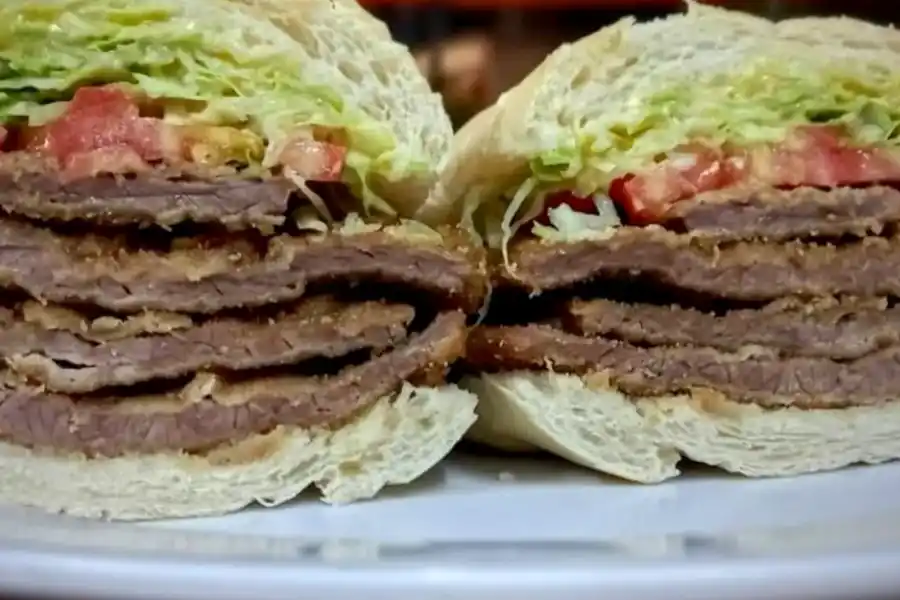 Sanguche de milanesa