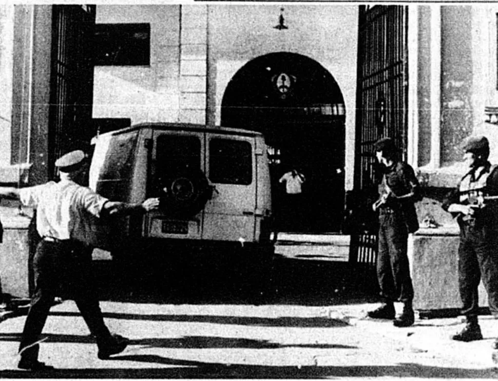 EL INGRESO. En marzo de 1994, Mario Ferreyra es trasladado desde Santiago del Estero al penal de Villa Urquiza. 