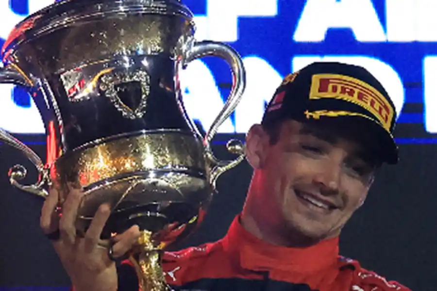 BIEN ALTO. El monegasco Charles Leclerc se quedó con la primera victoria del campeonato.