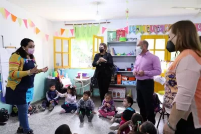 Lichtmajer: Acompañamos a las escuelas del interior para supervisar el plan de obras