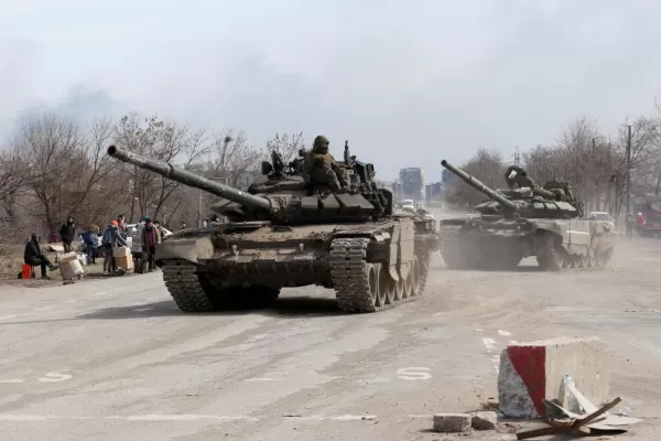 Kiev no cede Mariupol a las amenazas rusas