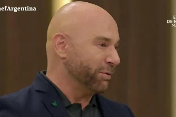 Video: Germán Martitegui se emocionó y lloró al hablar de su mamá en MasterChef