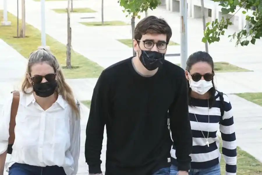 Valentina y Facundo Macarrón, hijos de Nora Dalmasso