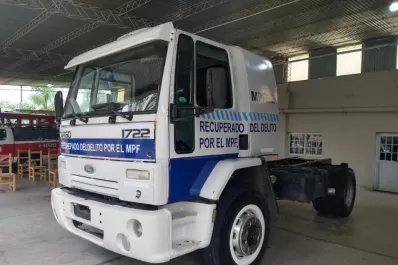 Bomberos de Concepción: el MPF donó un camión