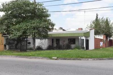 La arrastraron para robarle una pulsera