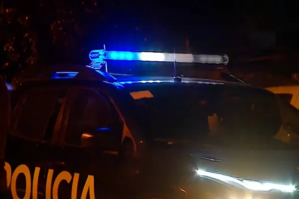 Tragedia en Mendoza: dos jóvenes estaban sentados en el cordón de la vereda y murieron atropellados