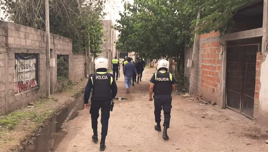 POLICÍA de Tucumán patrulla. 