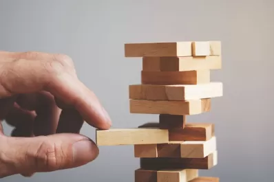 Cómo surgió el Jenga, el juego que popularizó Sofovich y fue furor en pandemia
