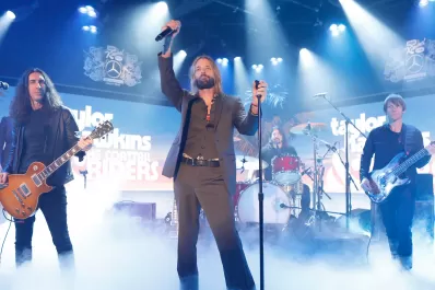 Qué encontraron los investigadores en la habitación donde murió Taylor Hawkins