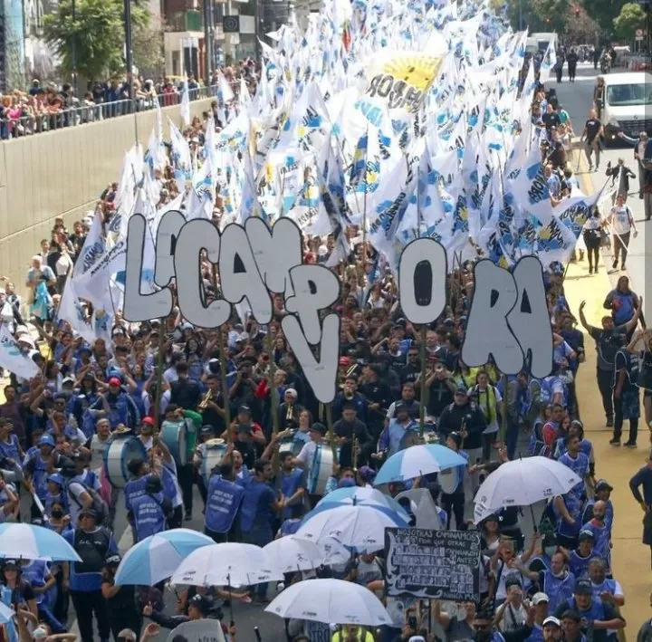 MARCHANDO. La Cámpora movilizó el 24 de marzo, marcando diferencias con el Gobierno.  