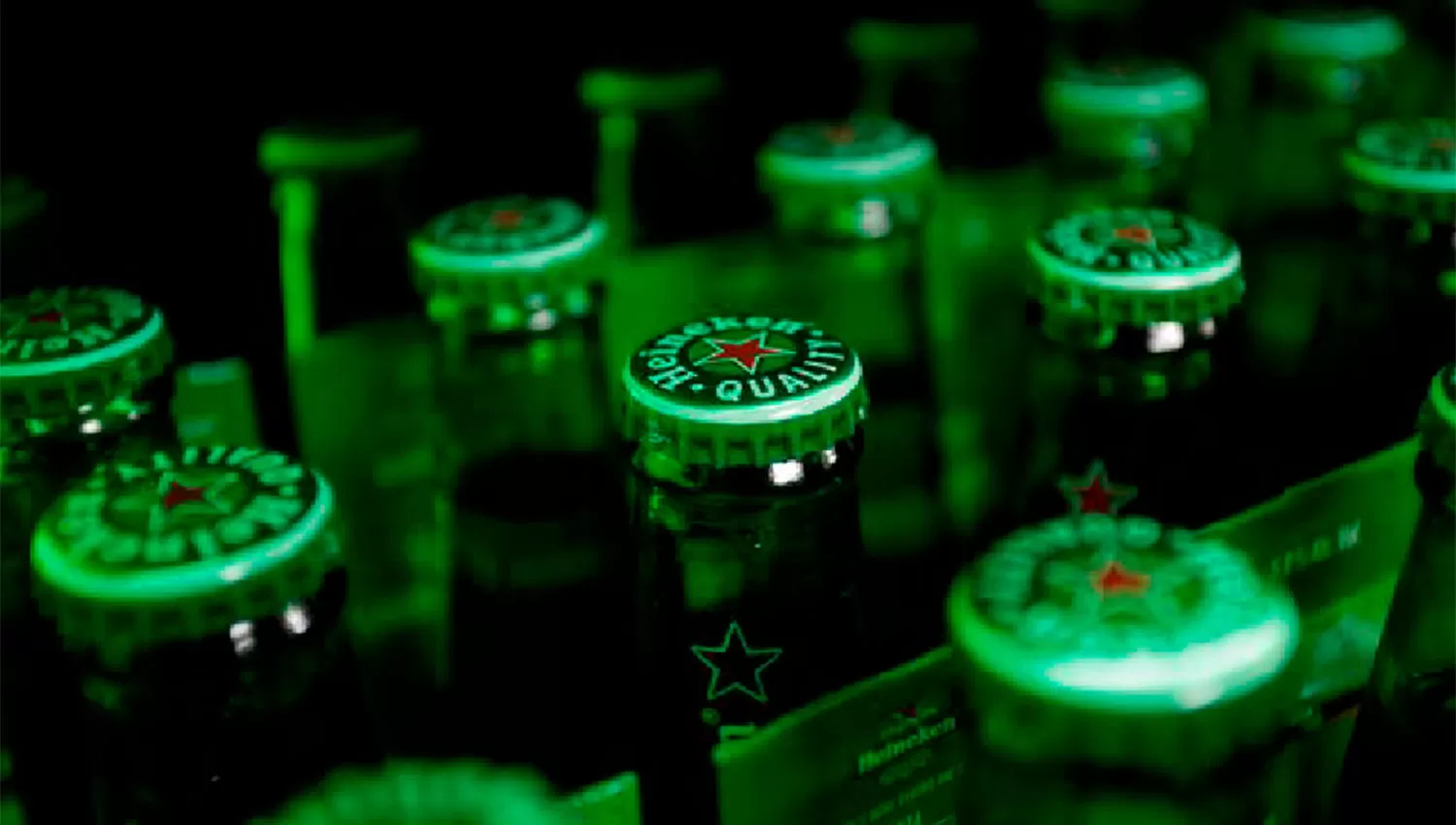 OTRA MÁS. Heineken se suma a una lista cada vez más extensa de empresas occidentales que abandonan el mercado ruso.