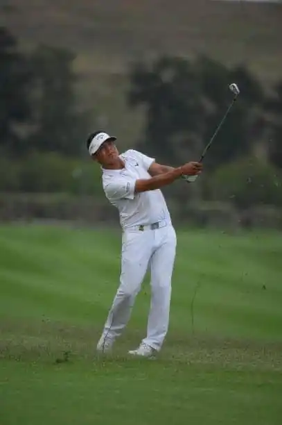 Polideportivo: Lawn Tennis sumó su primer triunfo