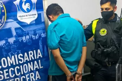Un joven tucumano fue detenido, acusado de golpear y amenazar a su madre