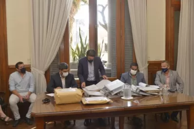 Cómo fue la apertura de sobres para las obras de la cárcel de Benjamín Paz