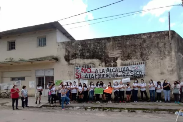 Diálogo por el conflicto por la alcaidía en Río Seco
