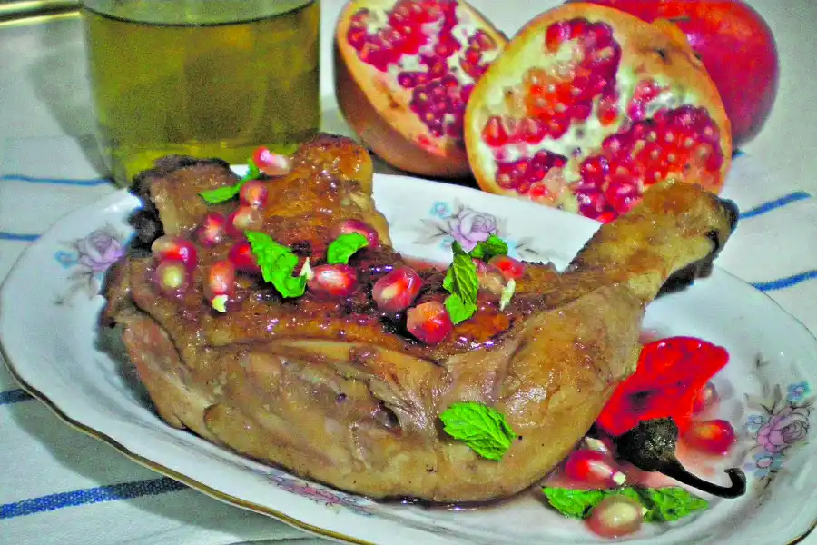 Recetas para aprovechar la granada, una joya de otoño