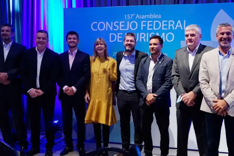 Sebastián Giobellina fue elegido presidente del Consejo Federal de Turismo