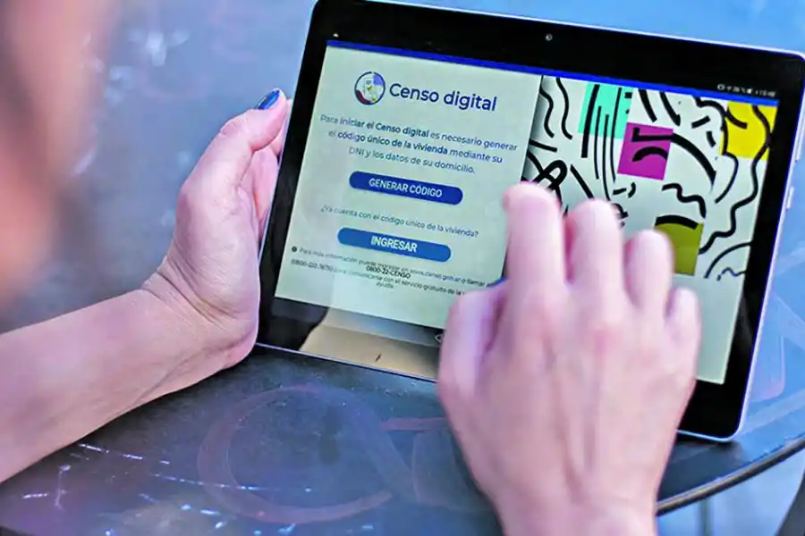 POR CUALQUIER DISPOSITIVO. El Censo Digital se puede completar por computadora, tablet o celular.  