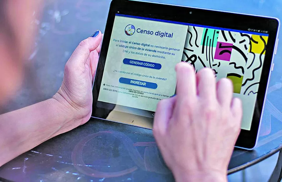 POR CUALQUIER DISPOSITIVO. El Censo Digital se puede completar por computadora, tablet o celular.  