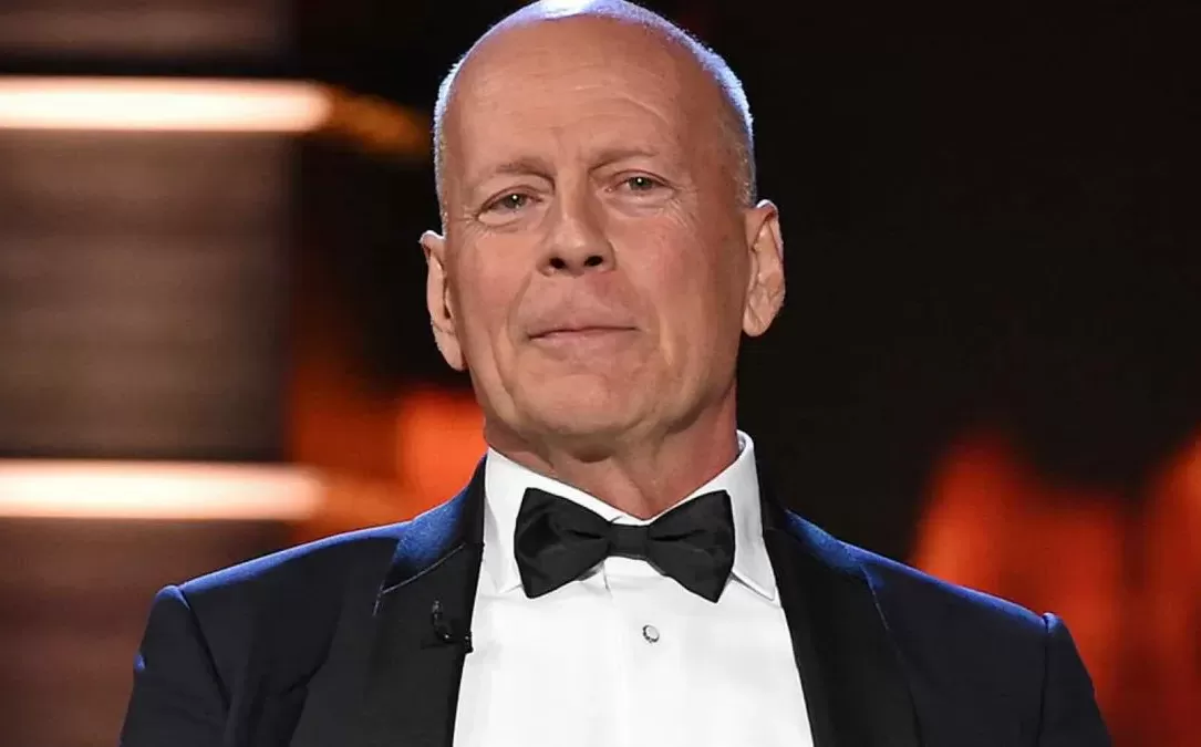 Bruce Willis fue diagnosticado con afasia