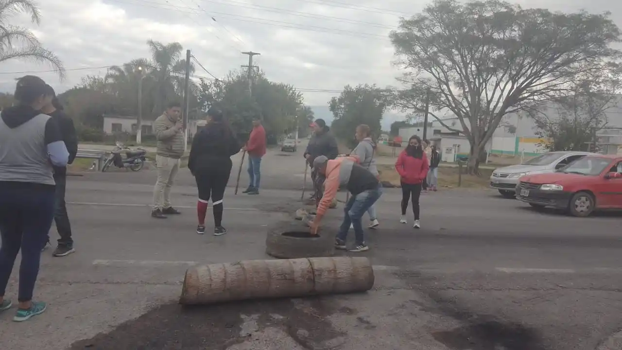EN TARUCA PAMPA. Autoconvocados del citrus reclaman asambleas abiertas. Foto Gentileza Autoconvocados del Citrus