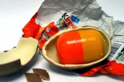 Confirman un brote de salmonella por los chocolates Kinder