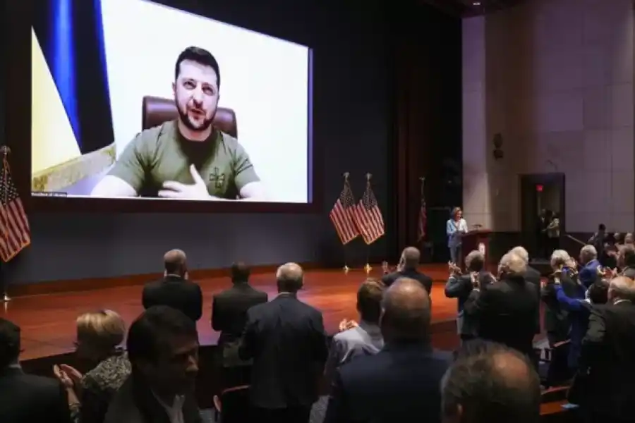 Volodymyr Zelensky durante su discurso frente al Congreso de Estados Unicos