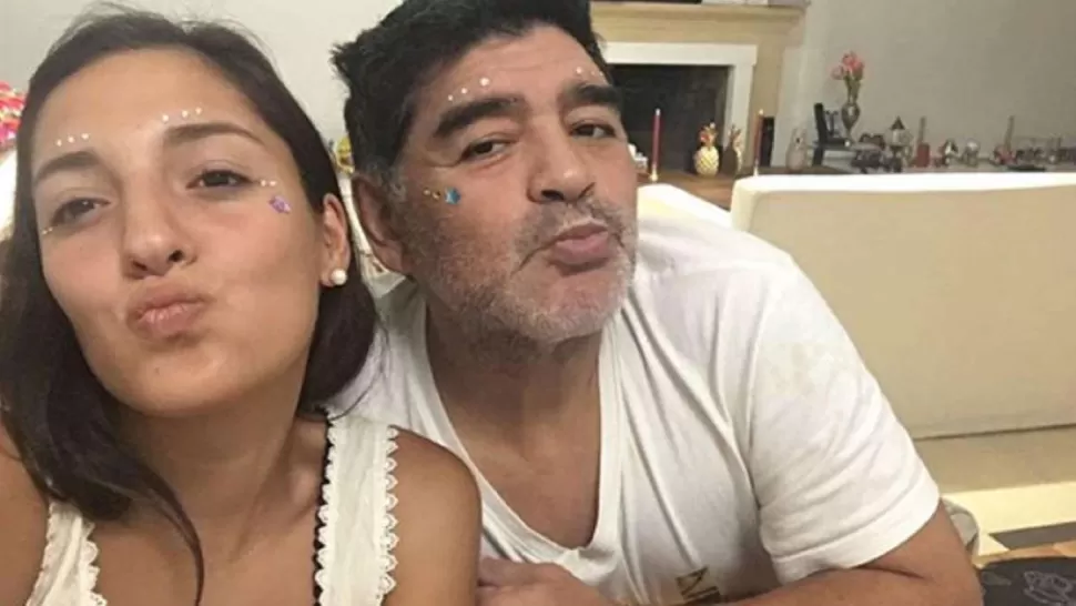 Diego Maradona y Jana, su hija