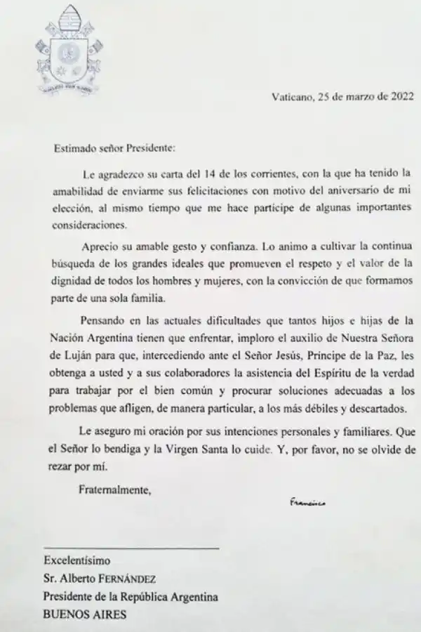 En una carta, el Papa le pidió a  Alberto Fernández “por los más débiles y descartados”