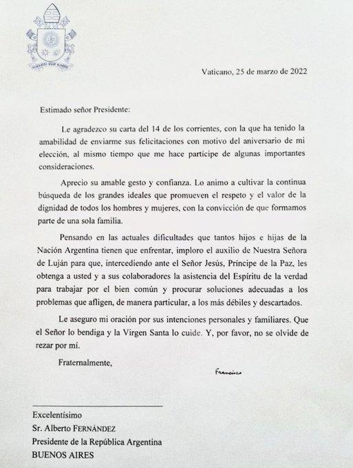 En una carta, el Papa le pidió a  Alberto Fernández “por los más débiles y descartados”