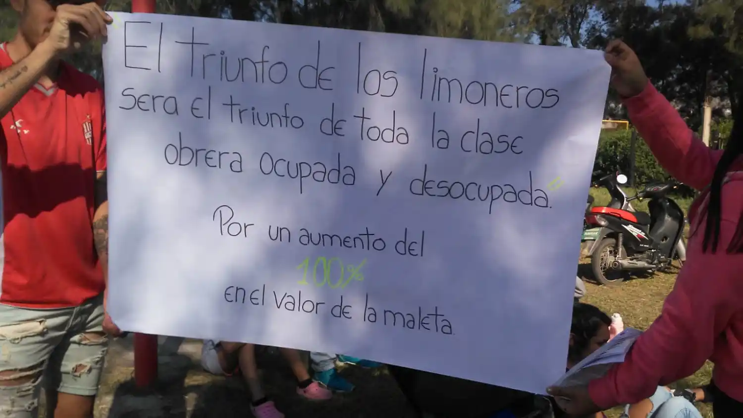PROTESTA DE OBREROS DEL CITRUS EN ACHERAL