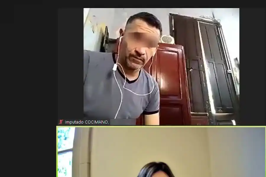 EN AUDIENCIA. El imputado y la acusadora. foto de Prensa MPF