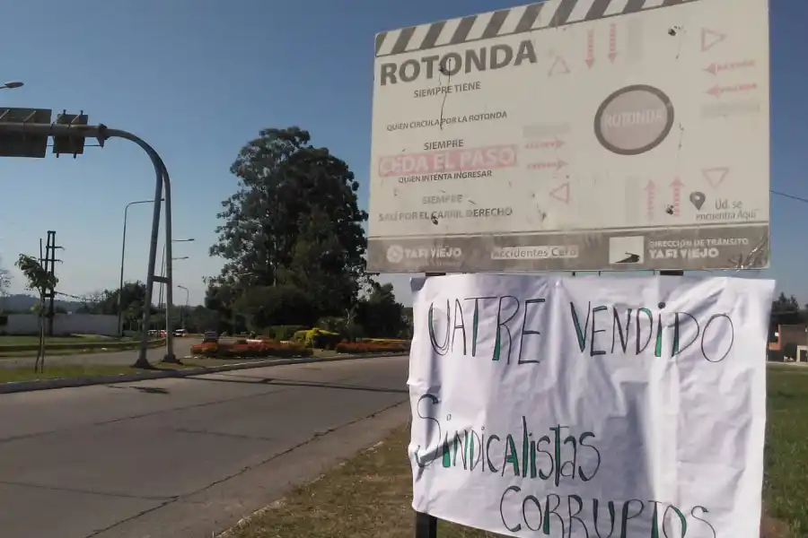 PROTESTA DE OBREROS DEL CITRUS EN ACHERAL