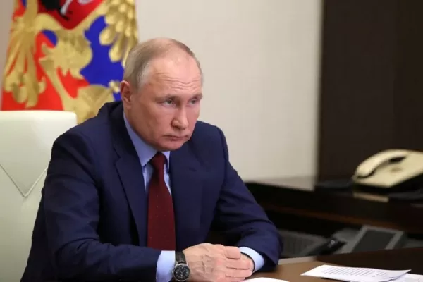 Rusia invade Ucrania: Putin advierte que responderá como un rayo si otros países interfieren