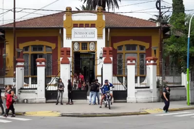 Convocan a estudiantes a participar de un taller en artes plásticas y visuales