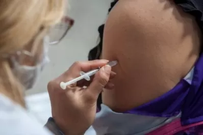 Arrancó la vacunación antigripal de Pami en Tucumán: quiénes pueden aplicarse la dosis