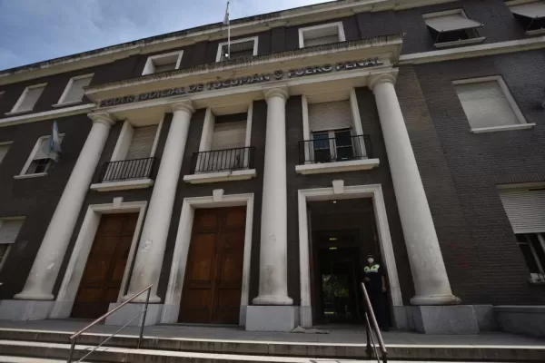 Denuncian el abuso a adolescentes en el instituto Goretti
